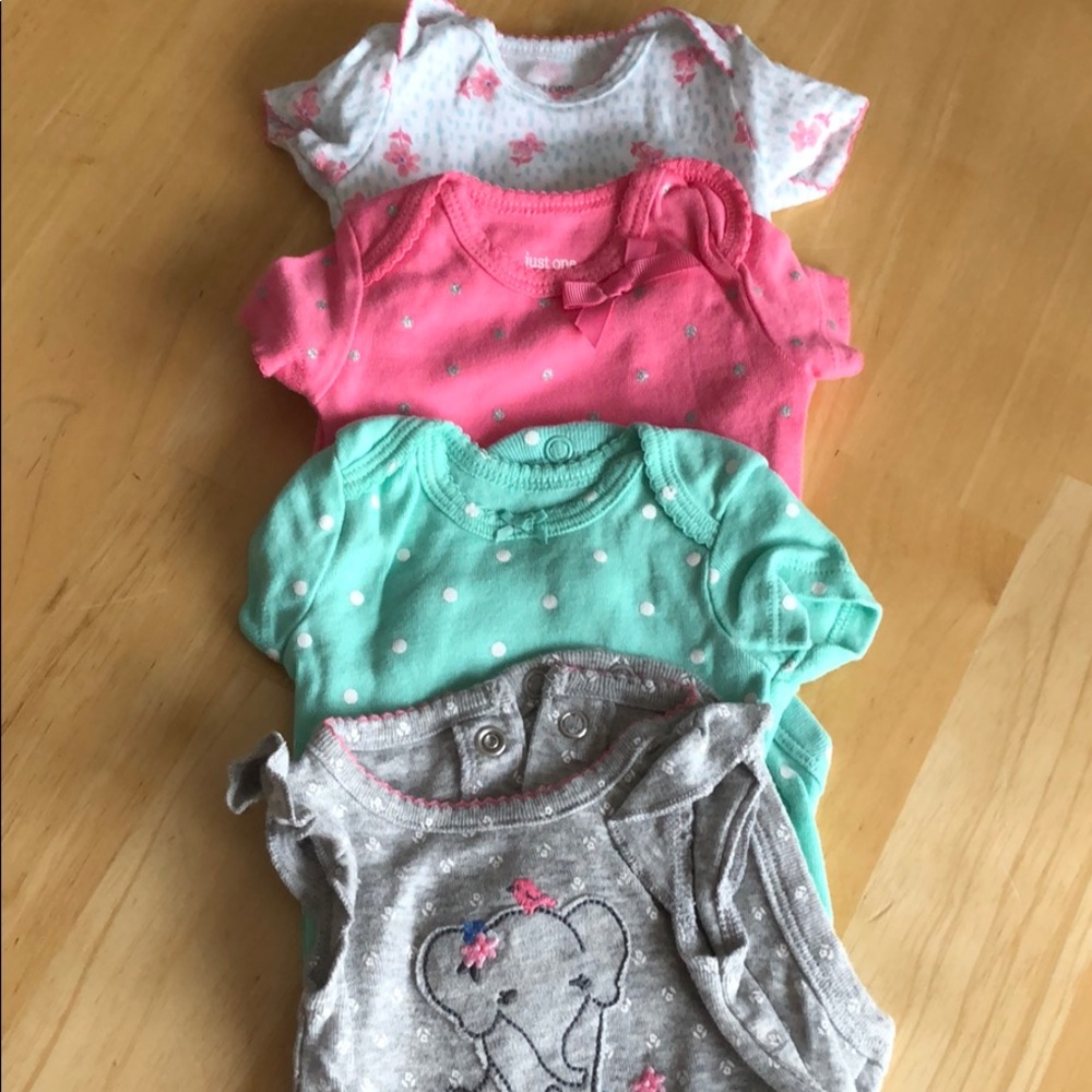 Newborn T-shirt’s lot